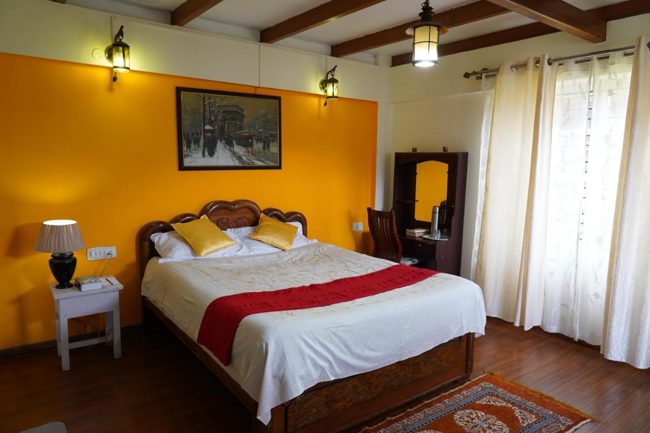 Church Hill Cottage Ooty Bagian luar foto