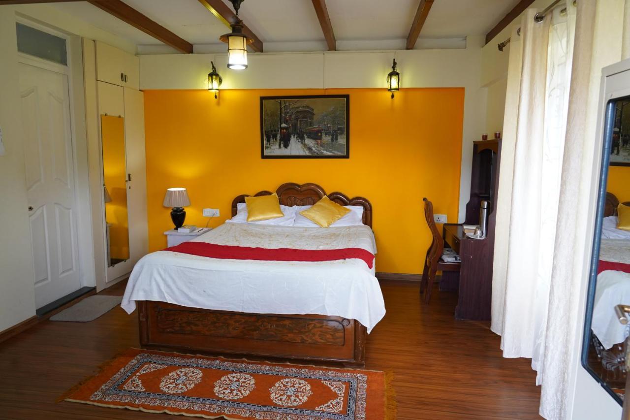 Church Hill Cottage Ooty Bagian luar foto